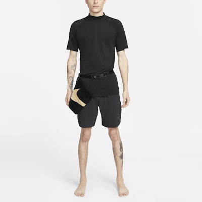 Nike x MMW Loose Fit Raglan Sleeve T-Shirt Hitam DD9437-010 Shop Nike x MMW Loose Fit Raglan Sleeve T-Shirt Hitam DD9437-010