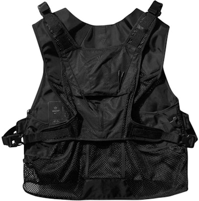 Nike x Nocta FW24 極簡背心 - 時尚舒適黑色款 FZ1544-010 Lookbook Nike x Nocta FW24 極簡背心 - 時尚舒適黑色款 FZ1544-010