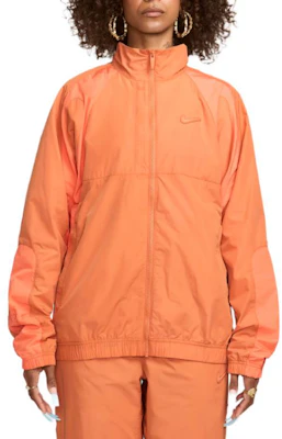 Nike x Nocta 聯名款男女同款橘色Logo長袖拉鍊外套 FN7666-808 Details for Nike x Nocta 聯名款男女同款橘色Logo長袖拉鍊外套 FN7666-808