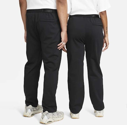 ナイキ x NOCTA ディスタントリガーズ ロゴ スウェットパンツ ブラック ユニセックス. DR2659-010 Shop ナイキ x NOCTA ディスタントリガーズ ロゴ スウェットパンツ ブラック ユニセックス. DR2659-010