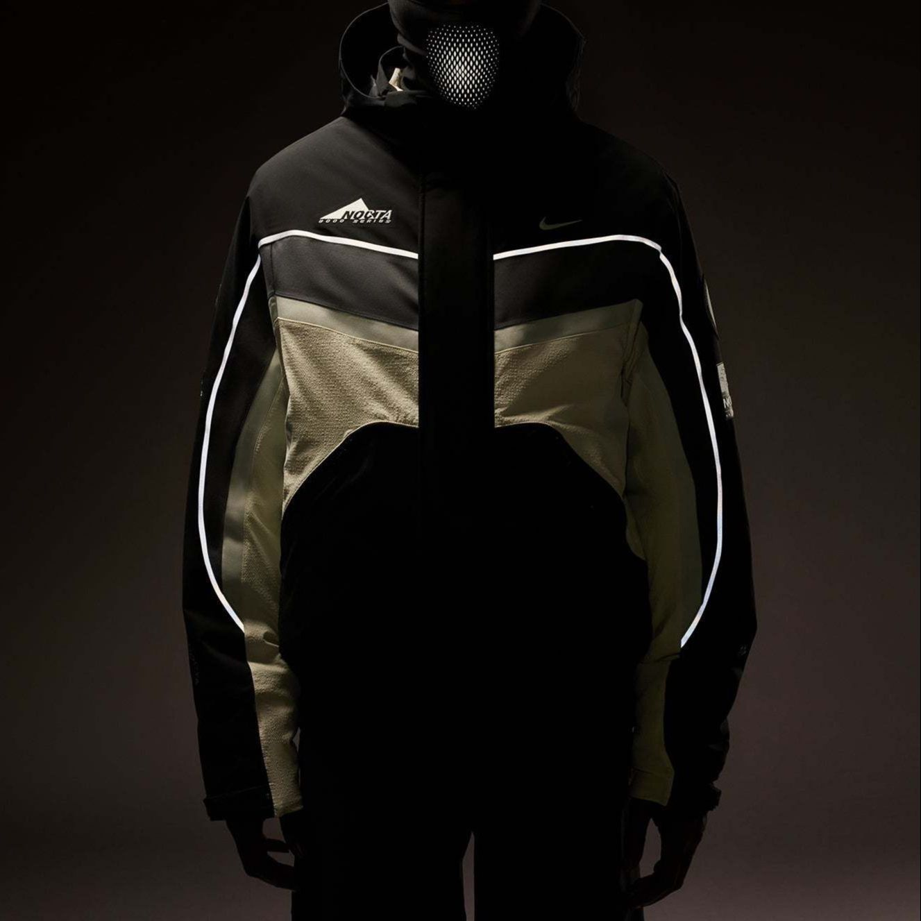 Sizing Nike x NOCTA FW23 Sudadera Chaqueta Logo Colorblock Unisex Negra (Edición Asia). DV3626-010