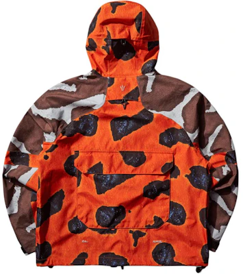 Nike x Nocta FW24 Jaket Hoodie Pria Multi-Pocket Logo Oranye Coklat Bordir FZ3253-819 Lookbook Nike x Nocta FW24 Jaket Hoodie Pria Multi-Pocket Logo Oranye Coklat Bordir FZ3253-819