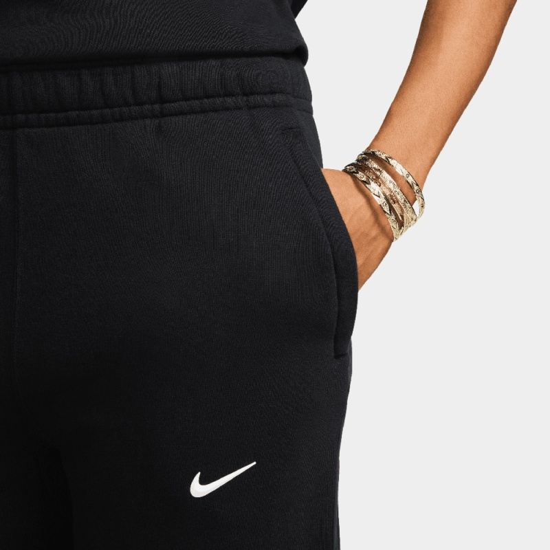 Purchase Nike x NOCTA SS24 Celana Jogger Rajut Logo Hitam Fit Asia Unisex. FN7662-010
