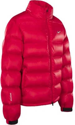 Nike x NOCTA Sunset Puffer Jaket Merah Logo Kerah Tinggi Coat Quilted. DO2783-657 Lookbook Nike x NOCTA Sunset Puffer Jaket Merah Logo Kerah Tinggi Coat Quilted. DO2783-657