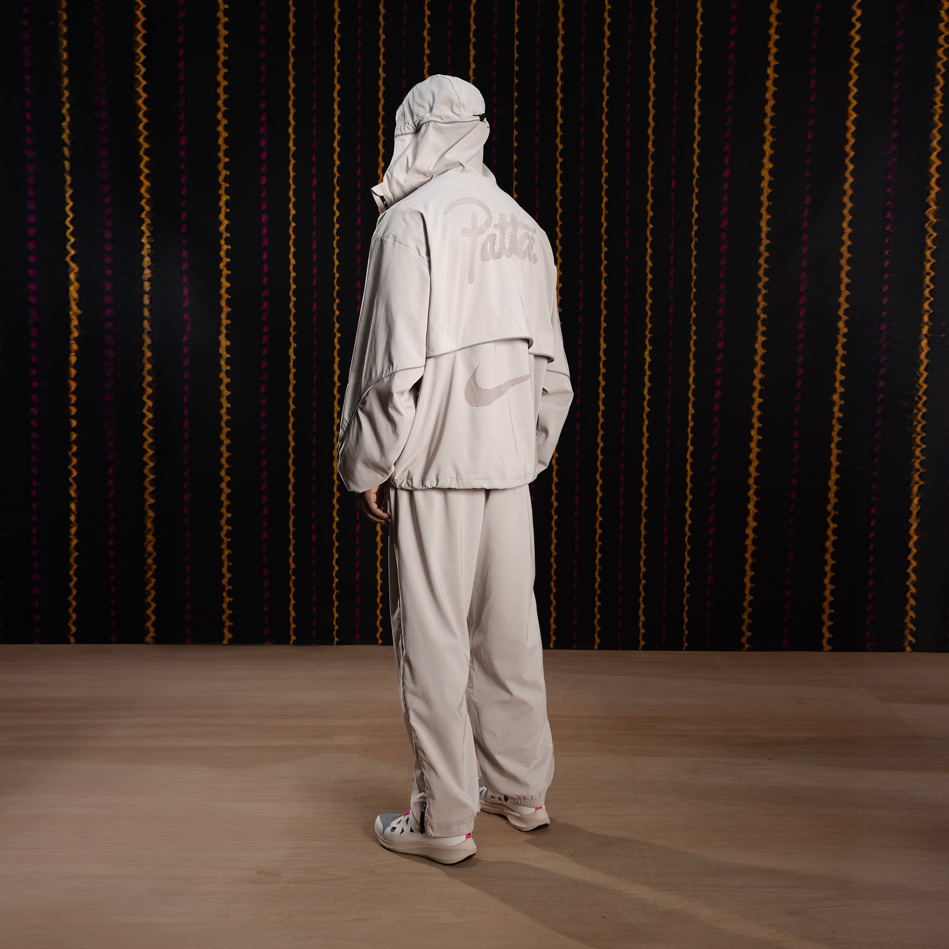 Sizing Nike x Patta SS24 Grey Logo Print Zip-Up Hoodie Jacket Unisex Casual Sportswear FJ3087-126