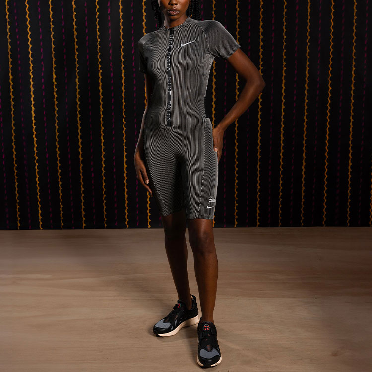 Details for 나이키 x 파타 SS24 로고 그래픽 지퍼 점프수트 유니섹스 블랙/그레이 FJ3080-010