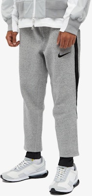 ナイキ x サカイ グレー ニット ジョガーパンツ レトロ サイドストライプ トラウザーズ CW2187-063 Details for ナイキ x サカイ グレー ニット ジョガーパンツ レトロ サイドストライプ トラウザーズ CW2187-063