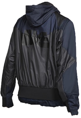 Nike x Sacai Hooded Anorak Black/Dark Obsidian Lookbook Nike x Sacai Hooded Anorak Black/Dark Obsidian