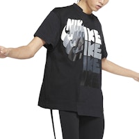 Camiseta Nike x Sacai Negro/Gris CD6310-010 Lookbook Camiseta Nike x Sacai Negro/Gris CD6310-010