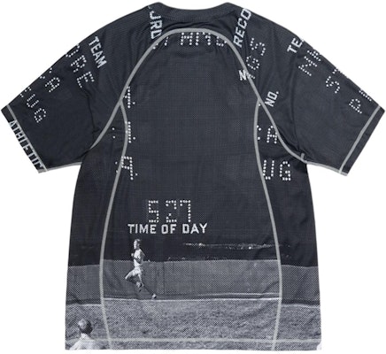 Camiseta Negra Unisex Nike x Stussy UV Loose Fit con Estampado de Letras. FZ5759-010 Lookbook Camiseta Negra Unisex Nike x Stussy UV Loose Fit con Estampado de Letras. FZ5759-010