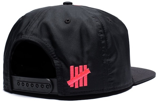 Nike x UNDEFEATED NRG Pro QS Cap Black/Hot Punch Order Nike x UNDEFEATED NRG Pro QS Cap Black/Hot Punch