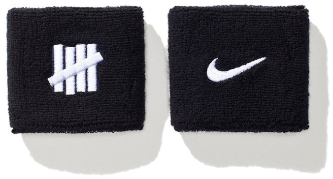 undefeated-x-nike-wristband-black