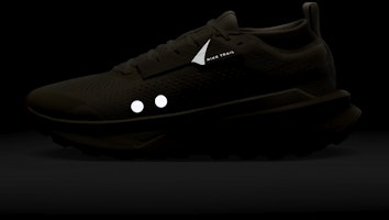 ナイキ ゼガマ 2 'セイル ピカンテ レッド' FD5190-103 1