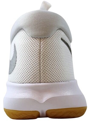 ナイキ ズーム アサーション 白クロムガム 917505-101 Lookbook ナイキ ズーム アサーション 白クロムガム 917505-101