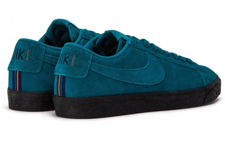Shop Nike Blazer Low SB ZOOM 滑板系列 低筒 板鞋 男款 藍黑