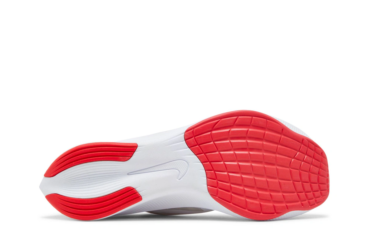Nike Zoom Fly 4 'Platinum Tint Siren Red' CT2392-006