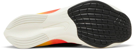 Shop Nike Zoom Fly 4 Herren/Laufschuhe DQ4993-010