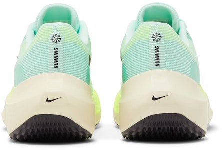 ナイキ ズーム フライ 5 "ミントフォーム" (Nike Zoom Fly 5 "Mint Form") DM8968-300 Details for ナイキ ズーム フライ 5 "ミントフォーム" (Nike Zoom Fly 5 "Mint Form") DM8968-300