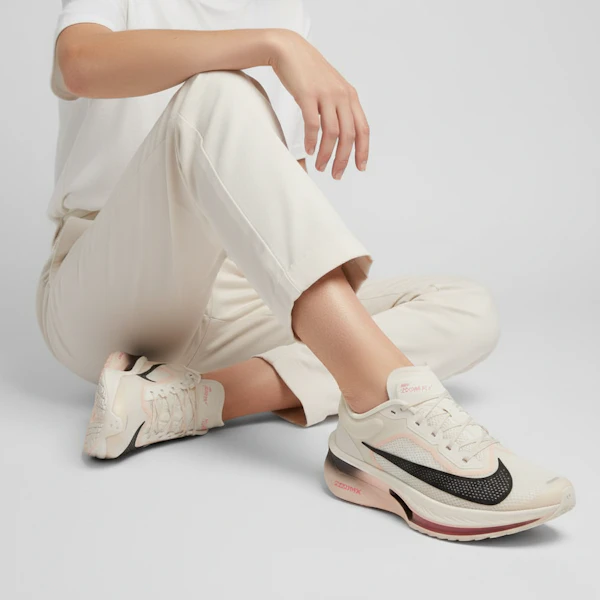 Nike Zoom Fly 6 ''Pale Ivory Crimson Tint'' - Gaya Elegan untuk Larian Terbaik. FN8454-102 Order Nike Zoom Fly 6 ''Pale Ivory Crimson Tint'' - Gaya Elegan untuk Larian Terbaik. FN8454-102