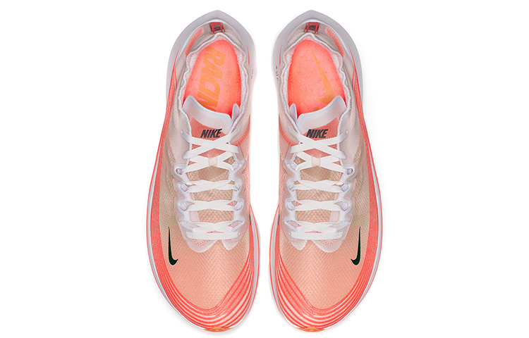 Lookbook 나이키 줌 플라이 SP '바시티 레드' AJ9282-600