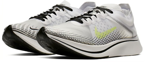 Nike Zoom Fly SP 低筒 跑步鞋 男女通款 白黃 Lookbook Nike Zoom Fly SP 低筒 跑步鞋 男女通款 白黃