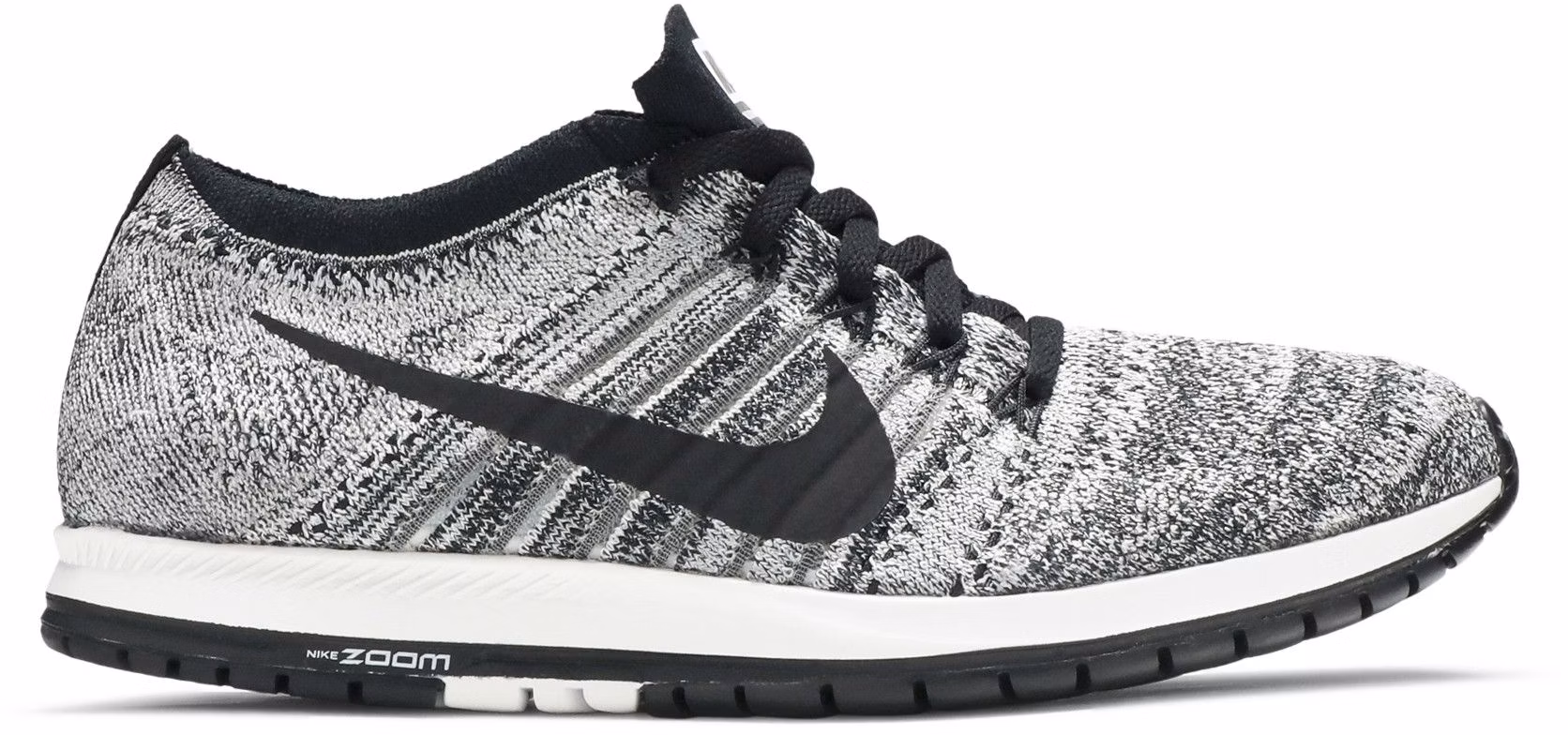nike-zoom-flyknit-streak-oreo-835994-003