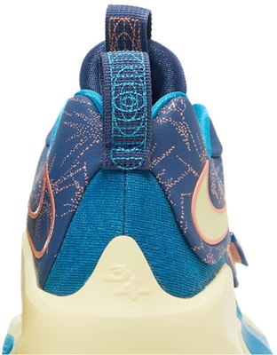 Nike Zoom Freak 3 'Valentine’s Day' DH7347-900 Sizing Nike Zoom Freak 3 'Valentine’s Day' DH7347-900