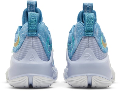 Nike Zoom Freak 3 EP 'Tiempo Congelado' DA0695-401 Details for Nike Zoom Freak 3 EP 'Tiempo Congelado' DA0695-401