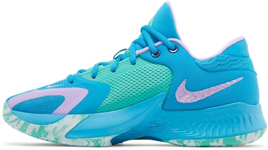 (SD) Nike Zoom Freak 4 'Birthstone' Anak-anak DQ0553-400 Lookbook (SD) Nike Zoom Freak 4 'Birthstone' Anak-anak DQ0553-400