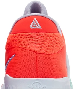 Nike Zoom Freak 4 'Paris' Sneakers DJ6149-500 Sizing Nike Zoom Freak 4 'Paris' Sneakers DJ6149-500