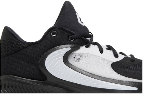 Nike Zoom Freak 4 TB 'Hitam Putih' DO9679-002 Order Nike Zoom Freak 4 TB 'Hitam Putih' DO9679-002