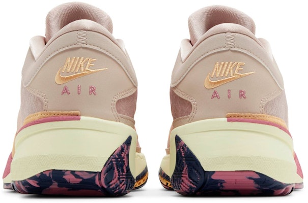 Nike Zoom Freak 5 'Fossil Stone' DX4985-200 Details for Nike Zoom Freak 5 'Fossil Stone' DX4985-200