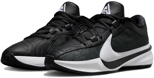 Nike Zoom Freak 5 TB 'Hitam Putih' DZ2946-001 Lookbook Nike Zoom Freak 5 TB 'Hitam Putih' DZ2946-001