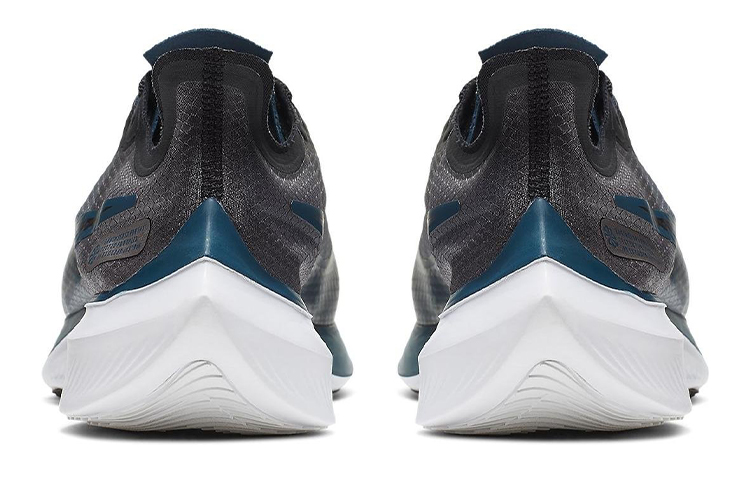 Purchase Nike Zoom Gravity 'Off Noir Metallic Pewter' dalam Warna Gelap dan Perak Metalik BQ3202-002