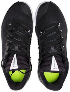 Nike Zoom Hyperdunk Low 2016 'Hitam Putih' 844363-001 Shop Nike Zoom Hyperdunk Low 2016 'Hitam Putih' 844363-001