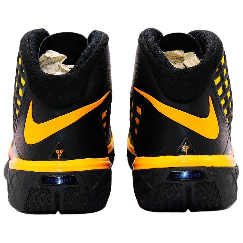 Lookbook Nike Zoom Kobe 3 '黑金' 亚洲限定版 318090-073