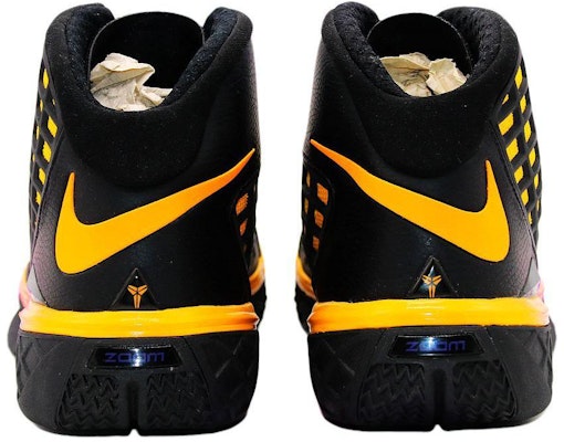 Nike Zoom Kobe 3 '黑金' 亚洲限定版 318090-073 Lookbook Nike Zoom Kobe 3 '黑金' 亚洲限定版 318090-073