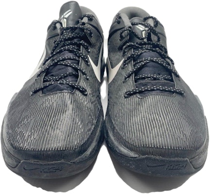 耐克 Zoom Kobe 7 系统 '黑狼灰' 488371-001 Lookbook 耐克 Zoom Kobe 7 系统 '黑狼灰' 488371-001
