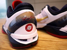 Sizing 耐吉 Zoom Kobe 7 系統 '金牌' 488371-104