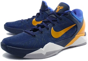 Nike Zoom Kobe 7 Sistem 'Emas Obsidian' 488371-404 Lookbook Nike Zoom Kobe 7 Sistem 'Emas Obsidian' 488371-404
