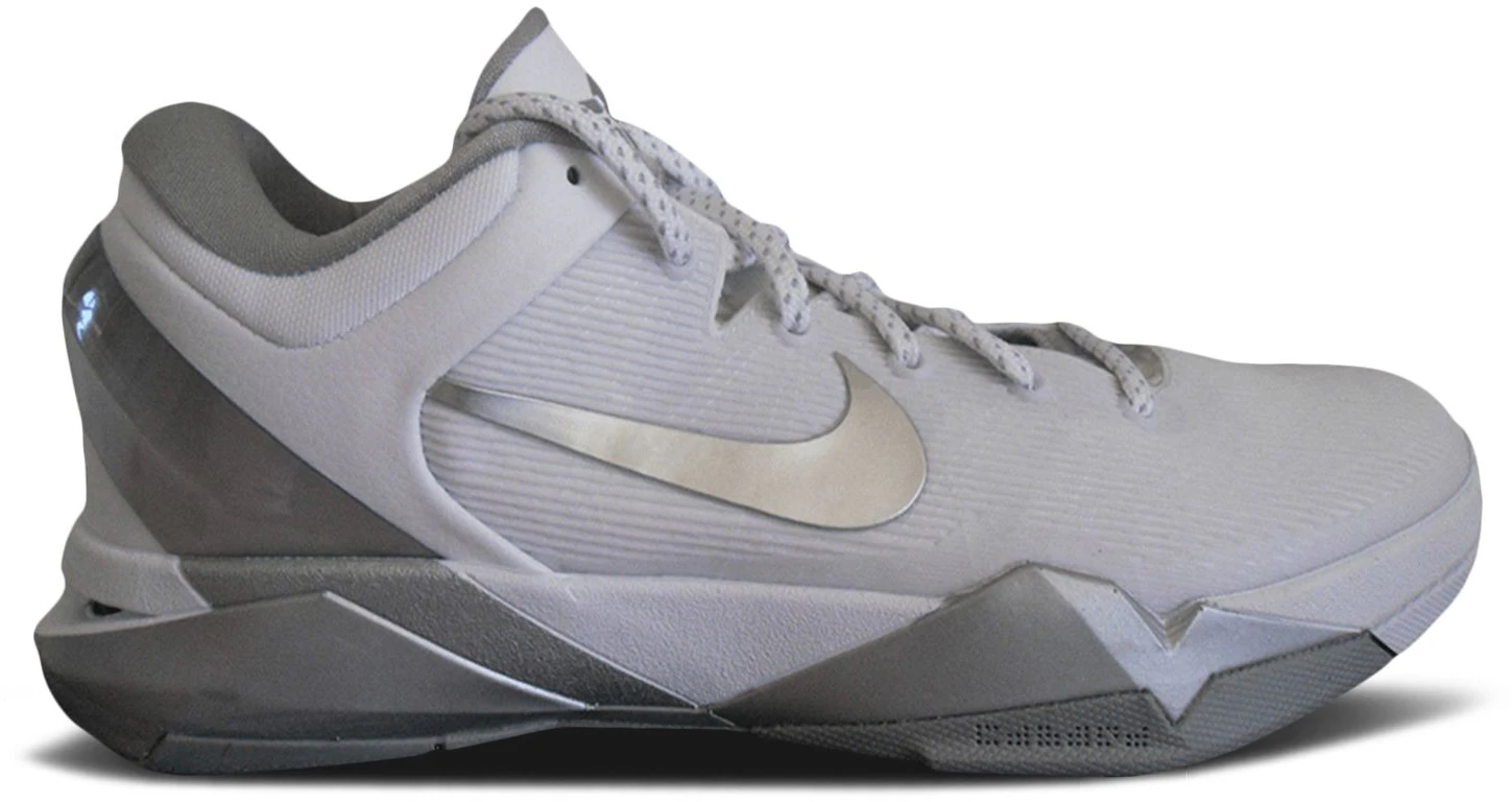 nike-zoom-kobe-7-system-tb-white-metallic-silver