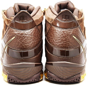耐克 Zoom LeBron 3 '生日版' 312147-221 Lookbook 耐克 Zoom LeBron 3 '生日版' 312147-221