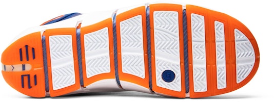 Nike Lebron 4 Birthday 詹姆斯4 中筒 復古籃球鞋 男款 藍白 Shop Nike Lebron 4 Birthday 詹姆斯4 中筒 復古籃球鞋 男款 藍白