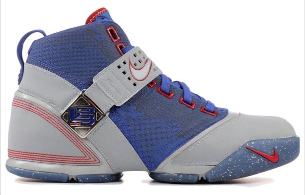Nike Zoom LeBron 5 'All Star' Sepatu Basket 317253-003 Order Nike Zoom LeBron 5 'All Star' Sepatu Basket 317253-003