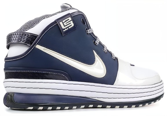 Nike Zoom LeBron 6 'Yankees' Sepatu Basket 346526-111 Order Nike Zoom LeBron 6 'Yankees' Sepatu Basket 346526-111