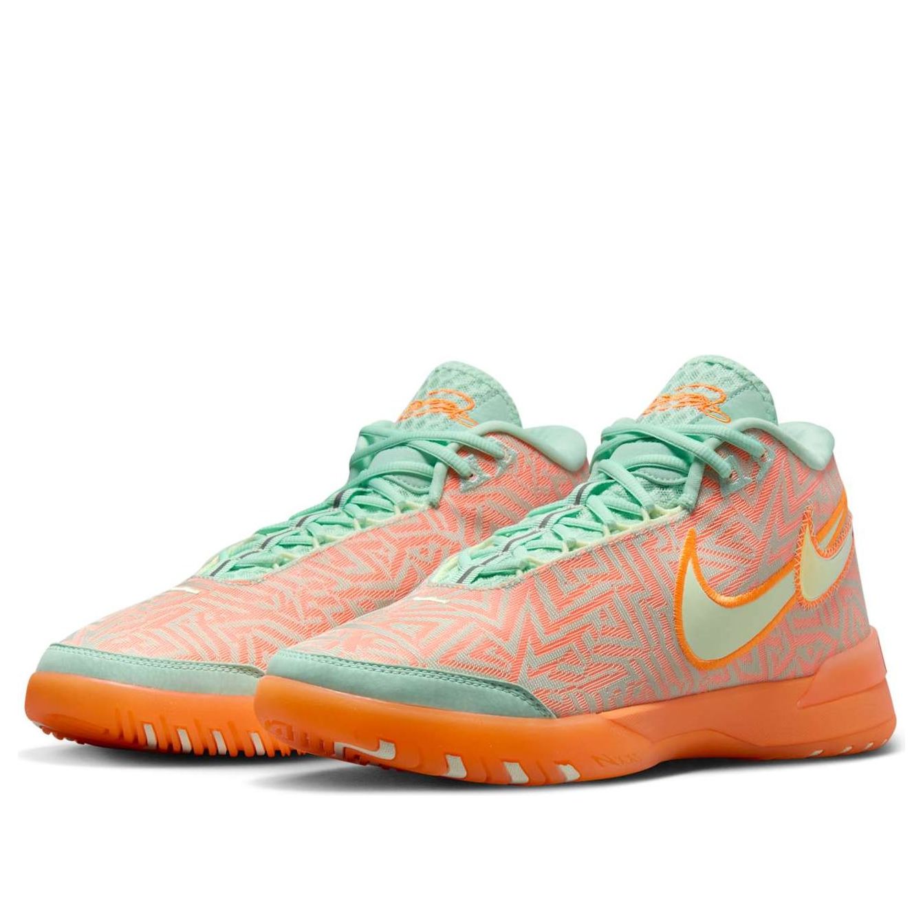 Lookbook Nike LeBron NXXT Genisus 薄荷綠泡 亮黃 超翠玉亮 橘扣籃球鞋 HF0712-301