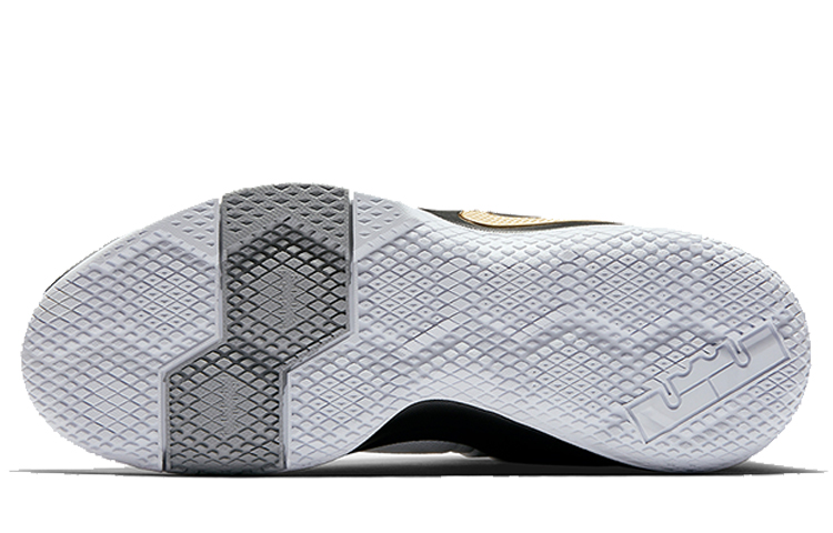 Purchase 耐克Zoom Lebron Witness白金黑篮球鞋 852439-102