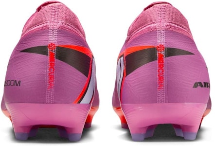Nike Zoom Mercurial Vapor 16 Pro AG 'Scary Good Pack' - Botas de Fútbol intimidantes. FQ8684-600 Lookbook Nike Zoom Mercurial Vapor 16 Pro AG 'Scary Good Pack' - Botas de Fútbol intimidantes. FQ8684-600