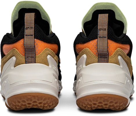 Nike Zoom Moc 'Seramik Terang' AT8695-001 Details for Nike Zoom Moc 'Seramik Terang' AT8695-001