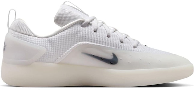 Nike Zoom Nyjah 4 SB ''Putih Hitam'' FQ1273-100 Details for Nike Zoom Nyjah 4 SB ''Putih Hitam'' FQ1273-100